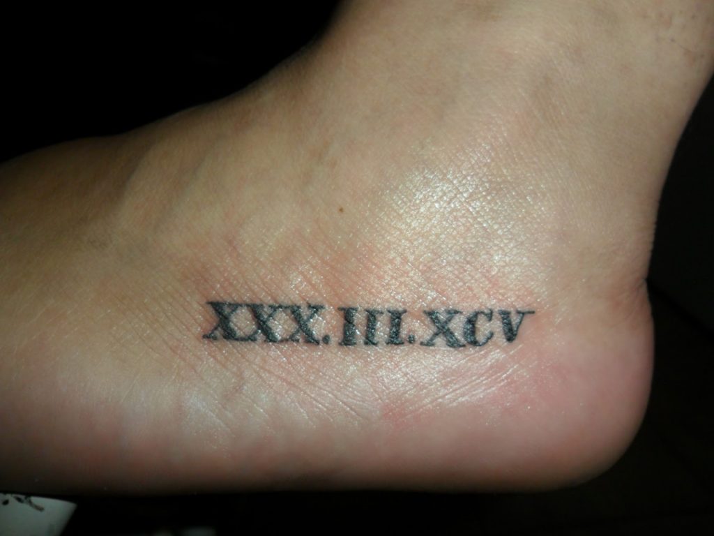 tatuagem números romanos
